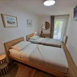 Apartments Cerin