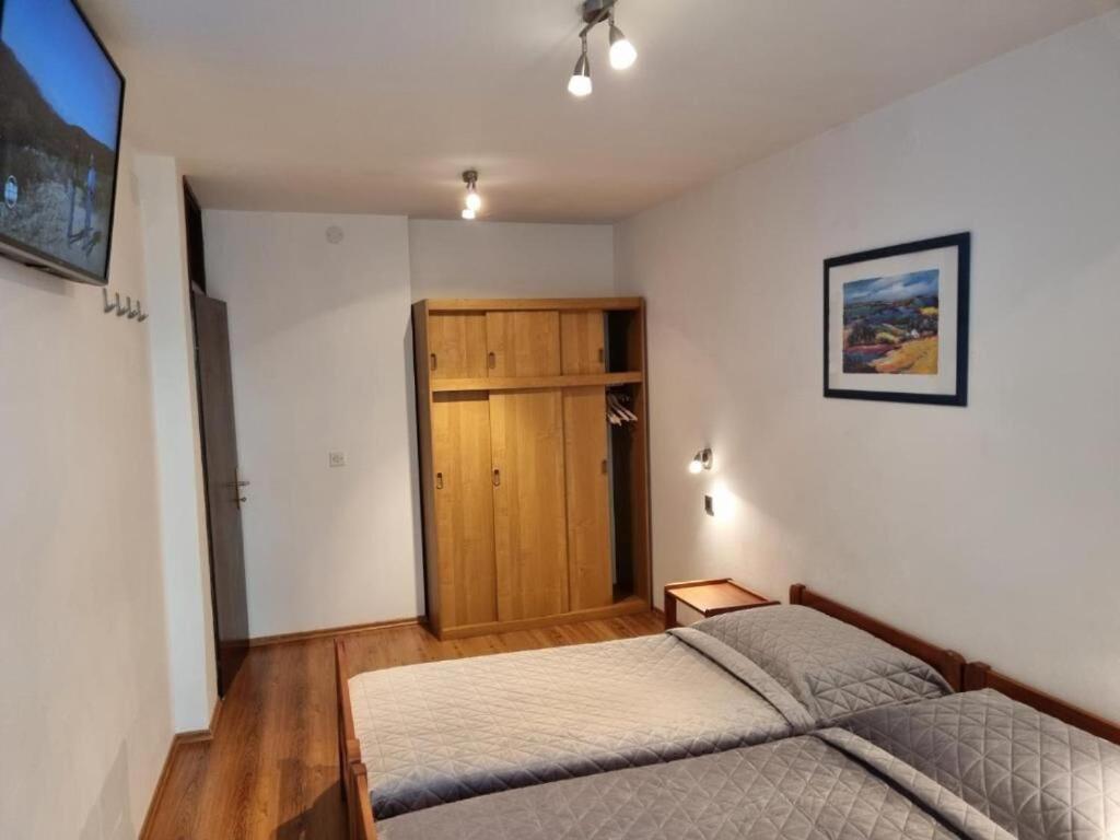 Apartman Cerin *